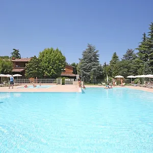 https://appartamenti-punta-gro.it-lombardy.com