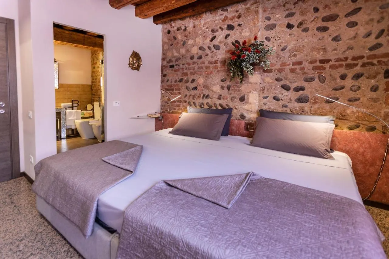 La Bella Verona Wine Suite إيطاليا