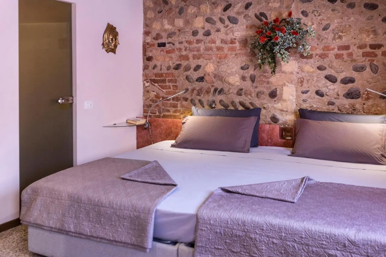 بيت ضيافة La Bella Verona Wine Suite